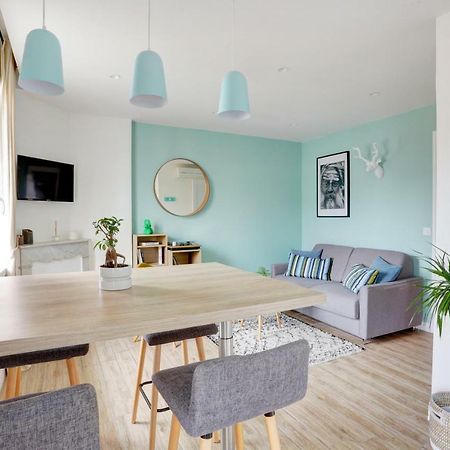 L'Amandine ,45 M2 Terrasse Et Garage Centre Ville Saint-Raphael  Bagian luar foto
