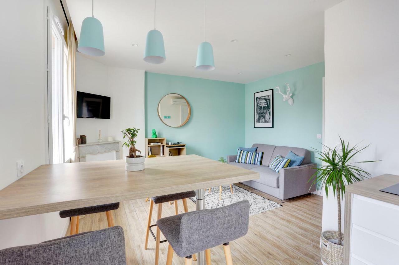 L'Amandine ,45 M2 Terrasse Et Garage Centre Ville Saint-Raphael  Bagian luar foto